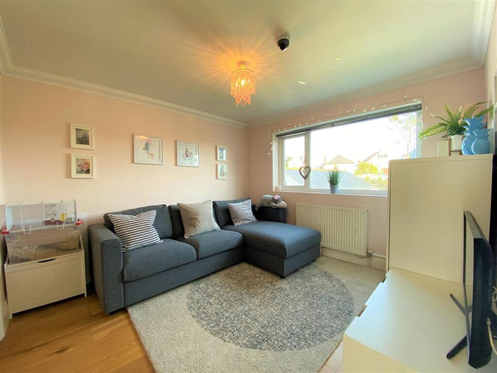 Additional image 21 of Whitecliff Road, Whitecliff
