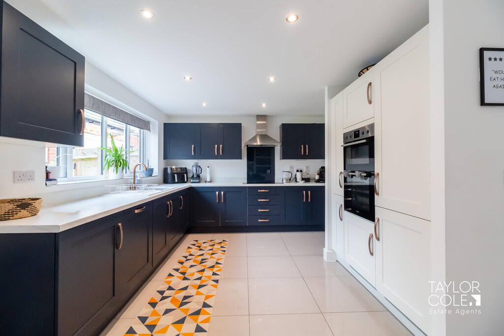 Additional image 10 of Narcissus Close, Tamworth