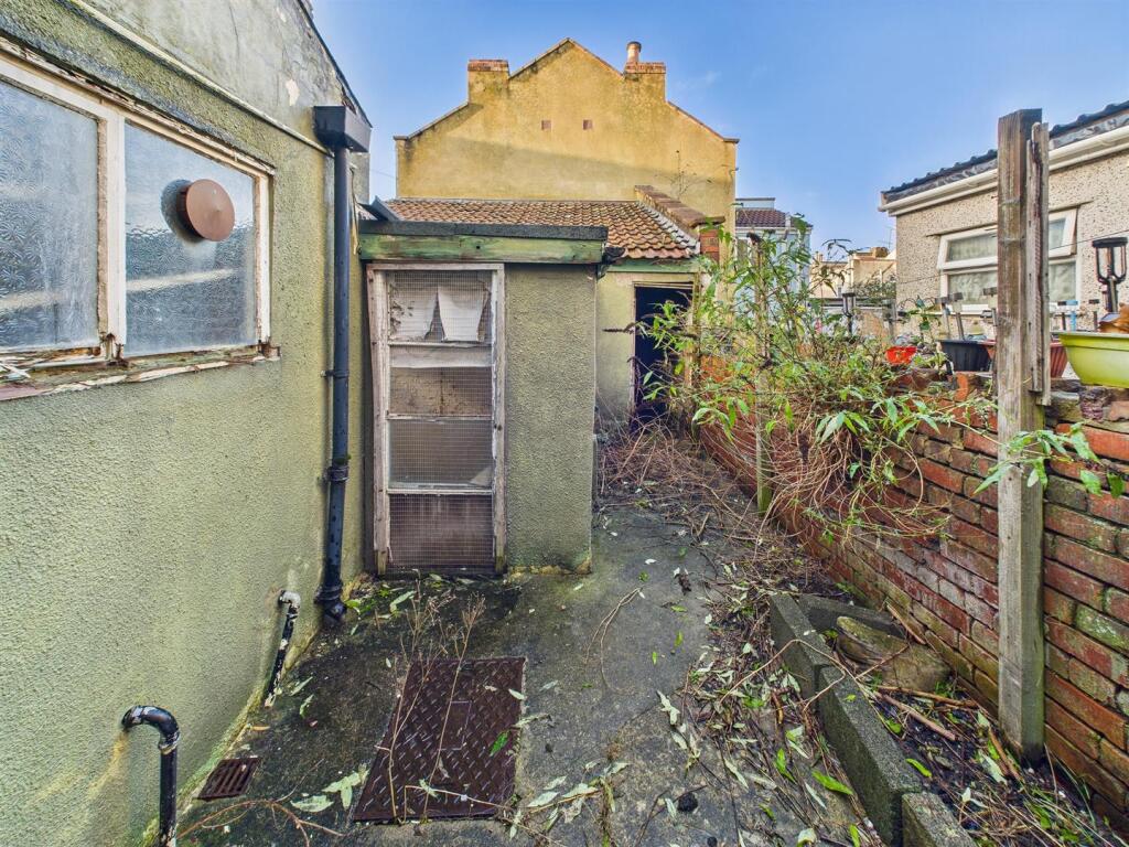 12 - Development Opportunity for Auction, Bedminst