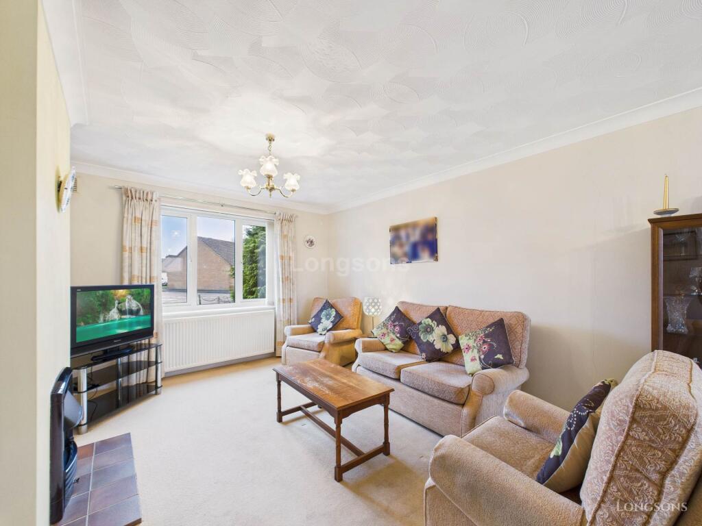 Brancaster Way, Swaffham photo 3