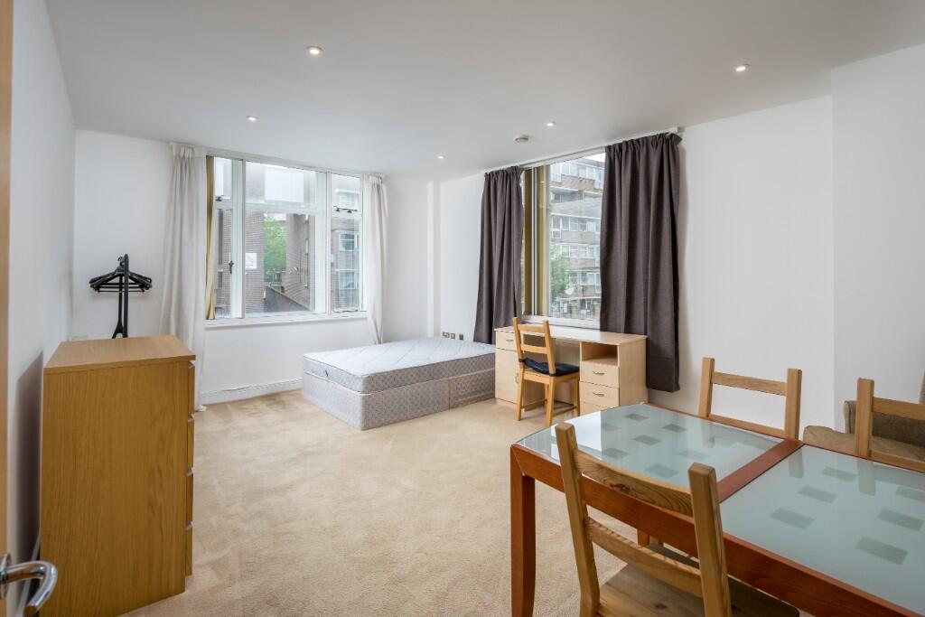 Main image of property: Goswell Road, London, EC1V