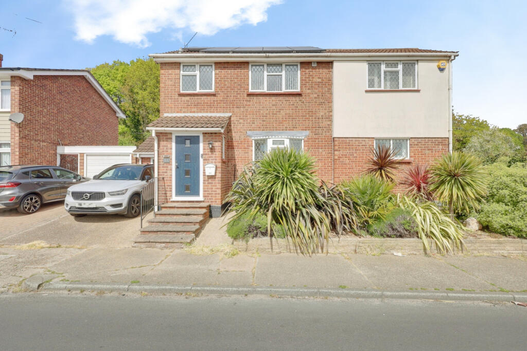 Main image of property: Sandown Road, Benfleet, SS7