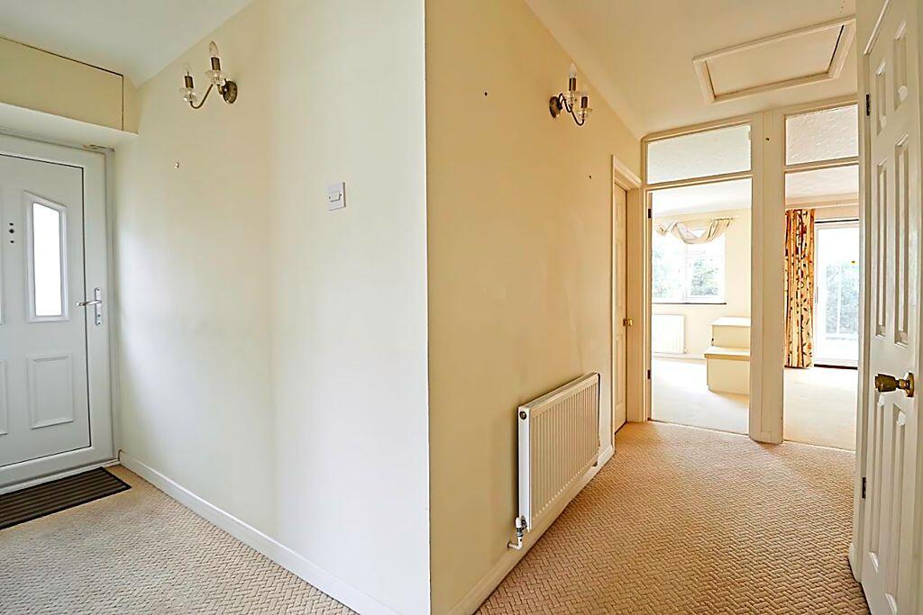 House in Castle Point, Essex - View 4