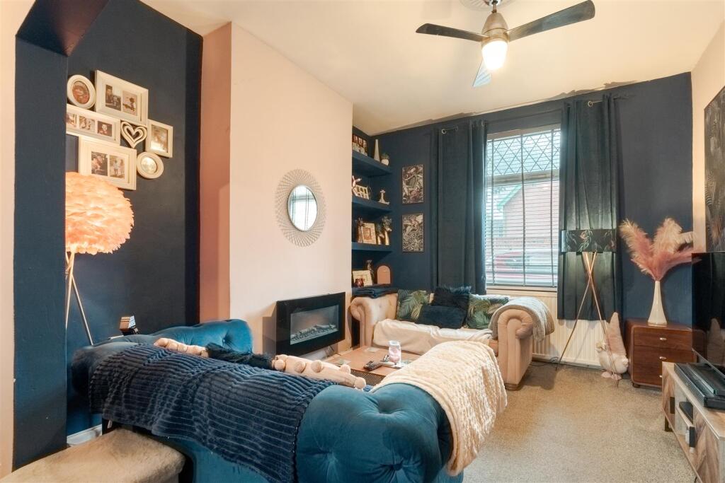 House in Lancaster - View 2