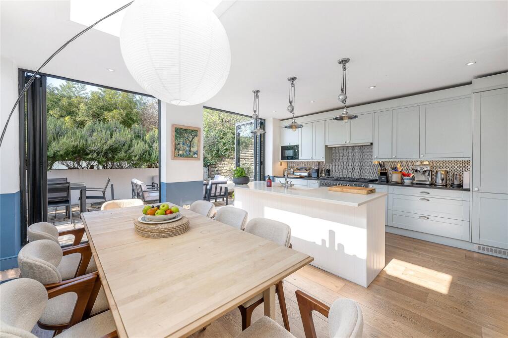 Main image of property: Romola Road, London, SE24