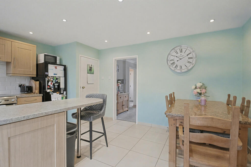 House in Poole - View 4