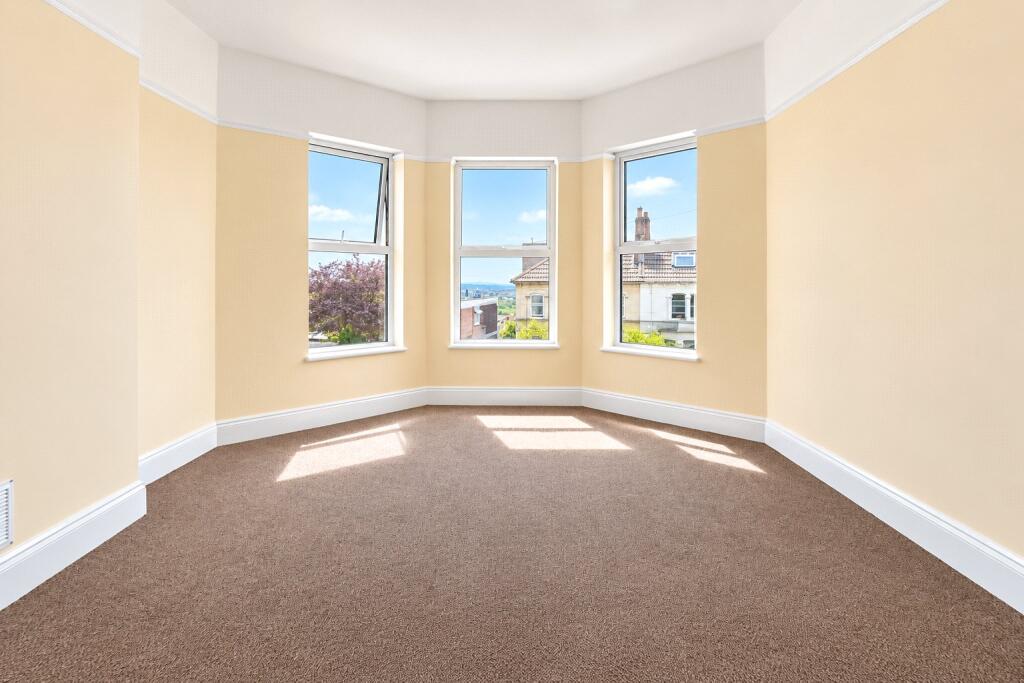 Apartment in Bristol - View 2