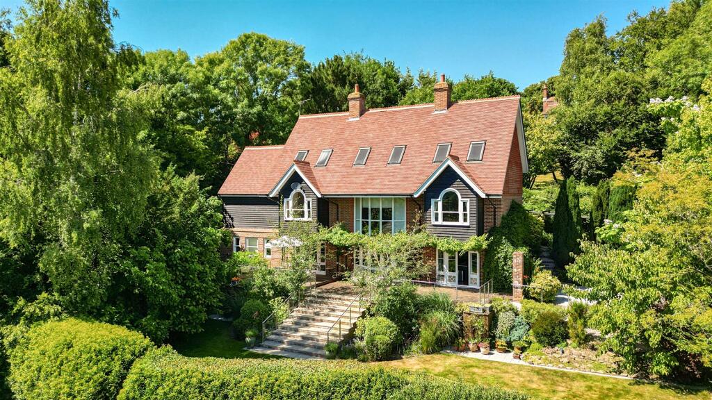 Main image of property: Rye Hill, Rye, East Sussex TN31 7NH