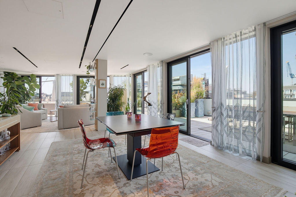 Apartment in London - View 4