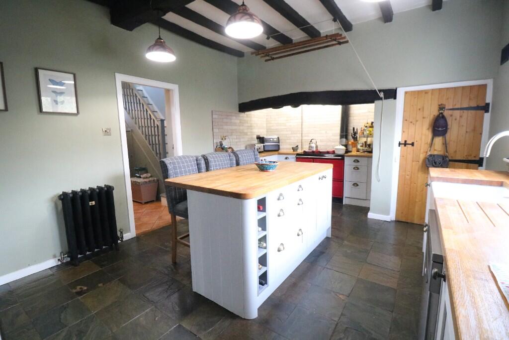 Loughrigg Cottage, 79 High Street, Owston Ferry, DN9 1RL photo 2