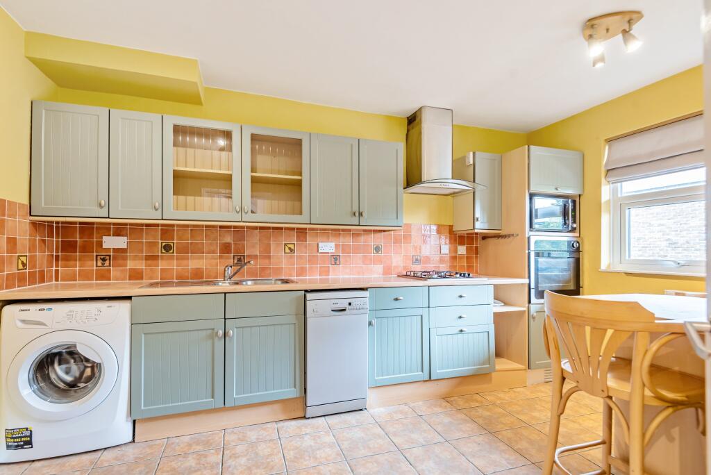 Main image of property: St Marys Walk, Maidenhead, SL6