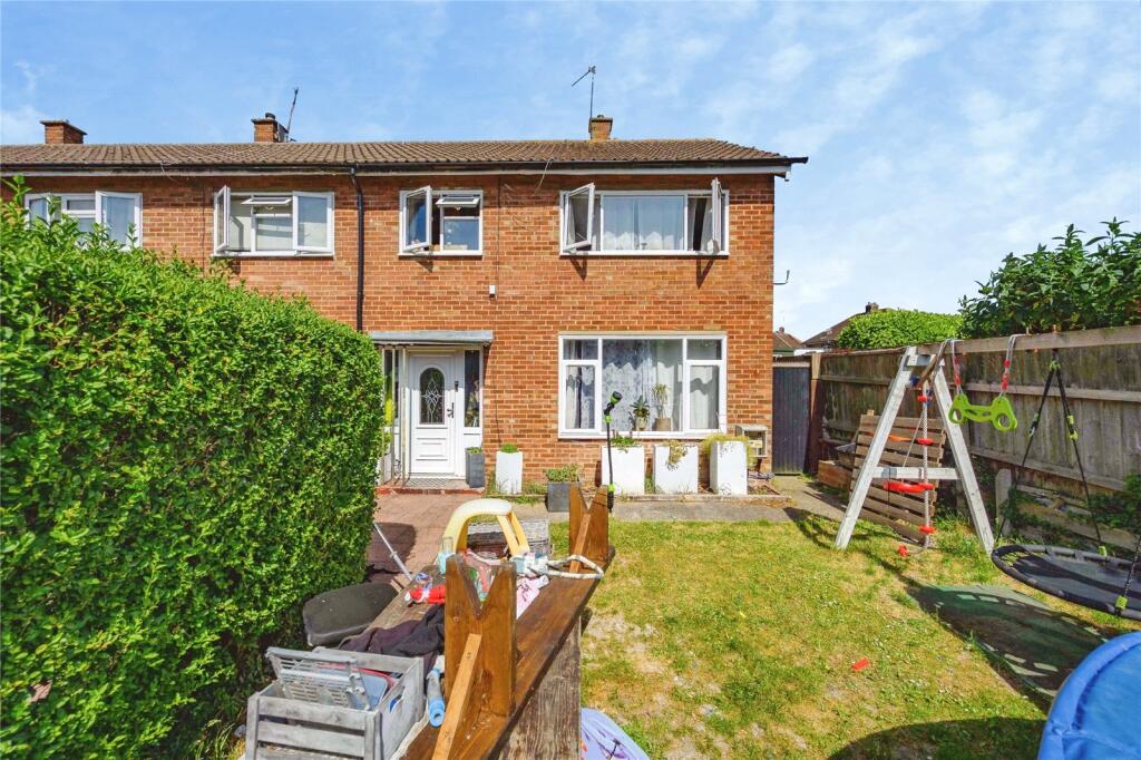 Main image of property: Blackthorn Road, Houghton Regis, Dunstable, Bedfordshire, LU5