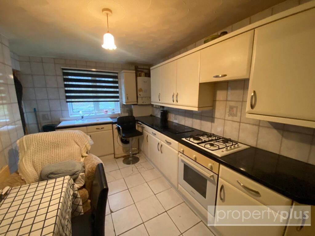House in Ynyswen, Treorchy - View 4