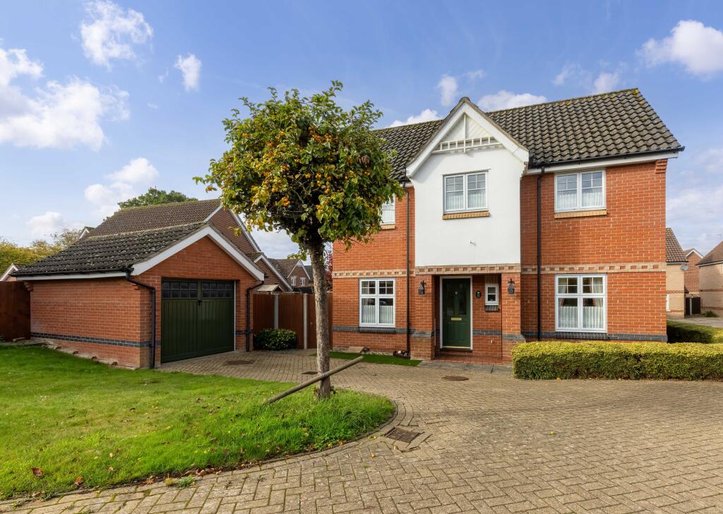 3-bed detached on Lodge Farm Drive, Old Catton, Norwich, NR6, £325,000