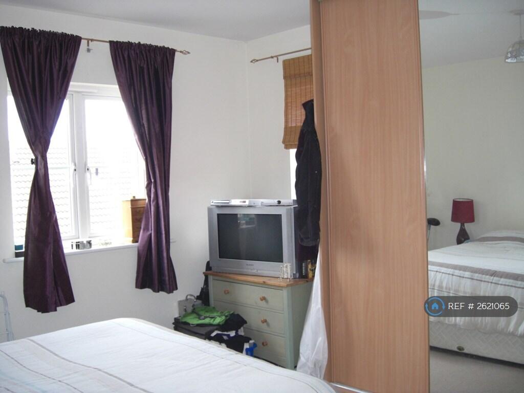 Apartment in Chelmsford - View 3