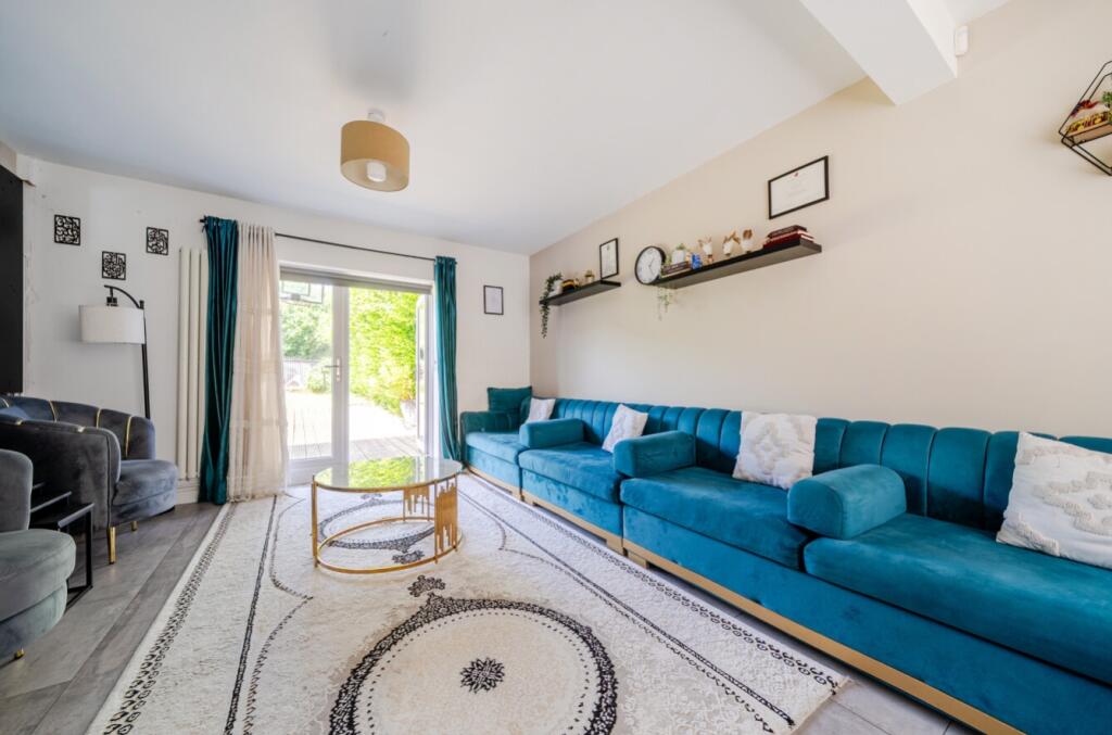 House in Nottingham, Bilborough - More