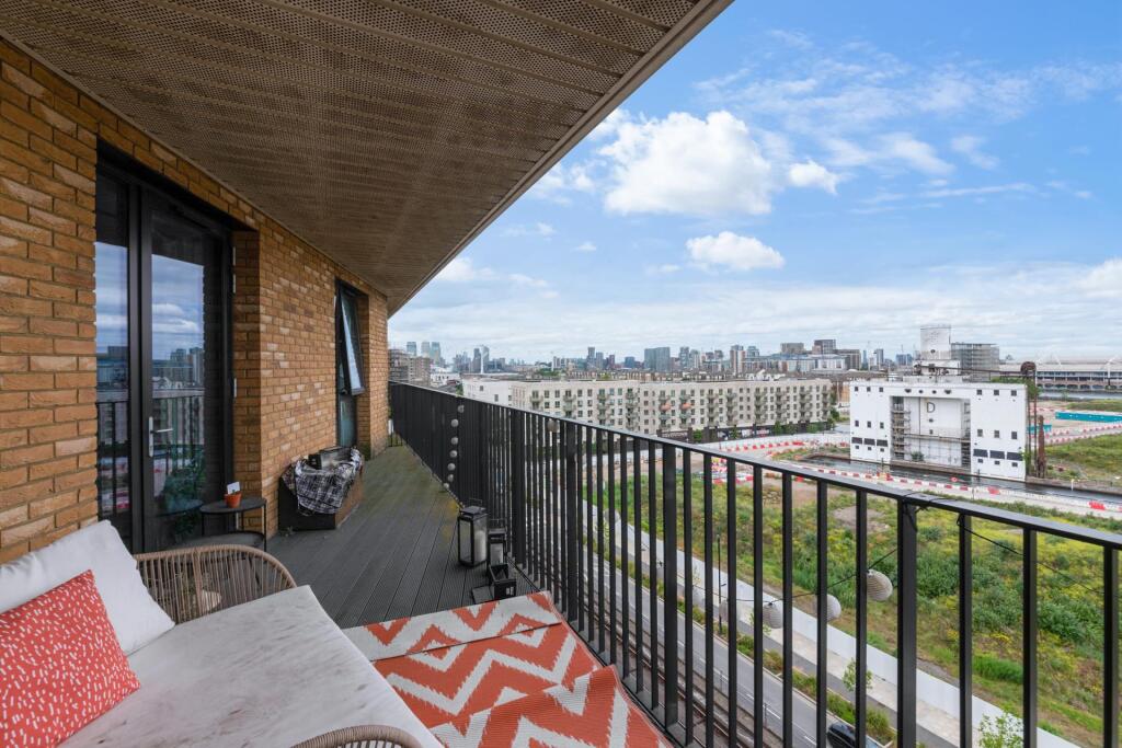 Apartment in London - View 3