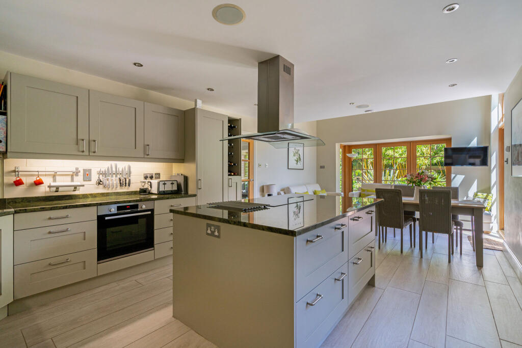 House in Reading - View 5