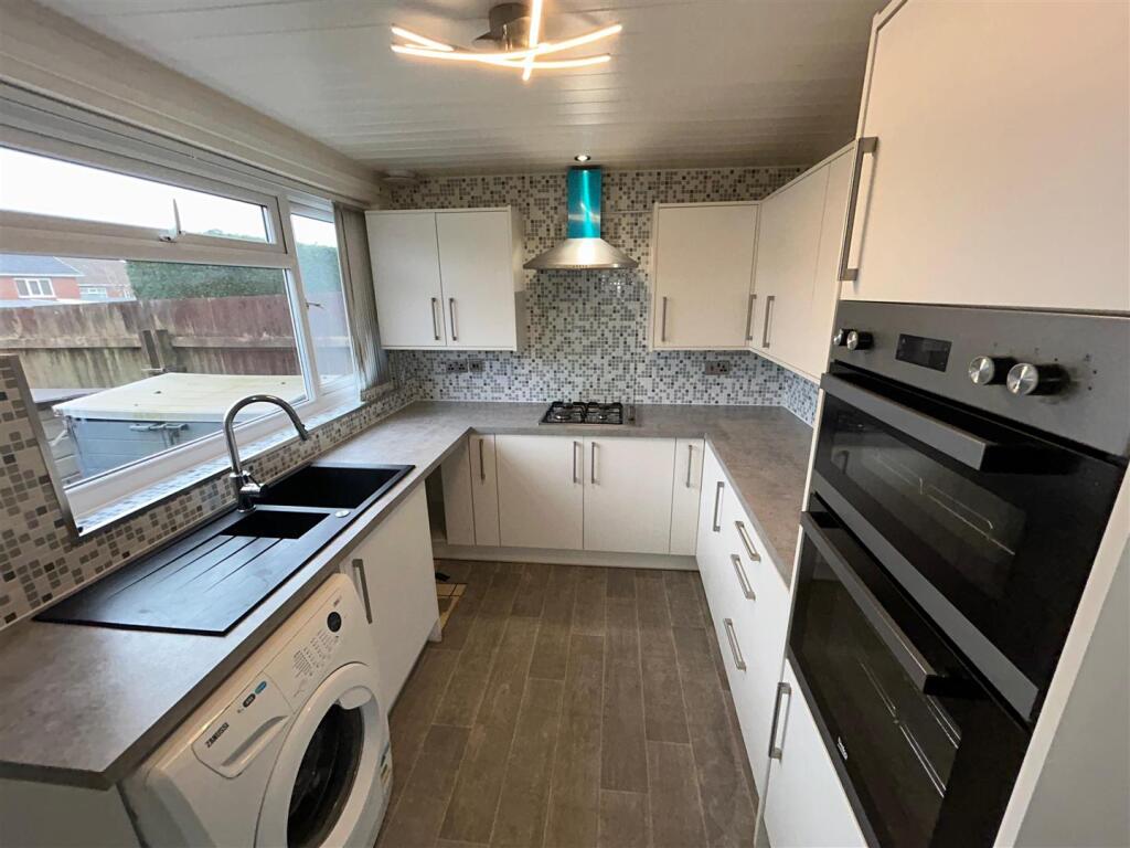 Main image of property: Heddington Gardens, Arnold