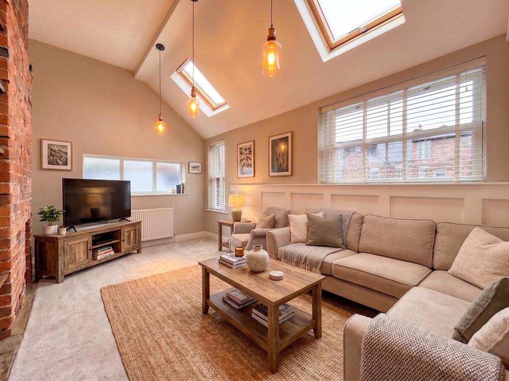 Apartment in Warrington - View 2