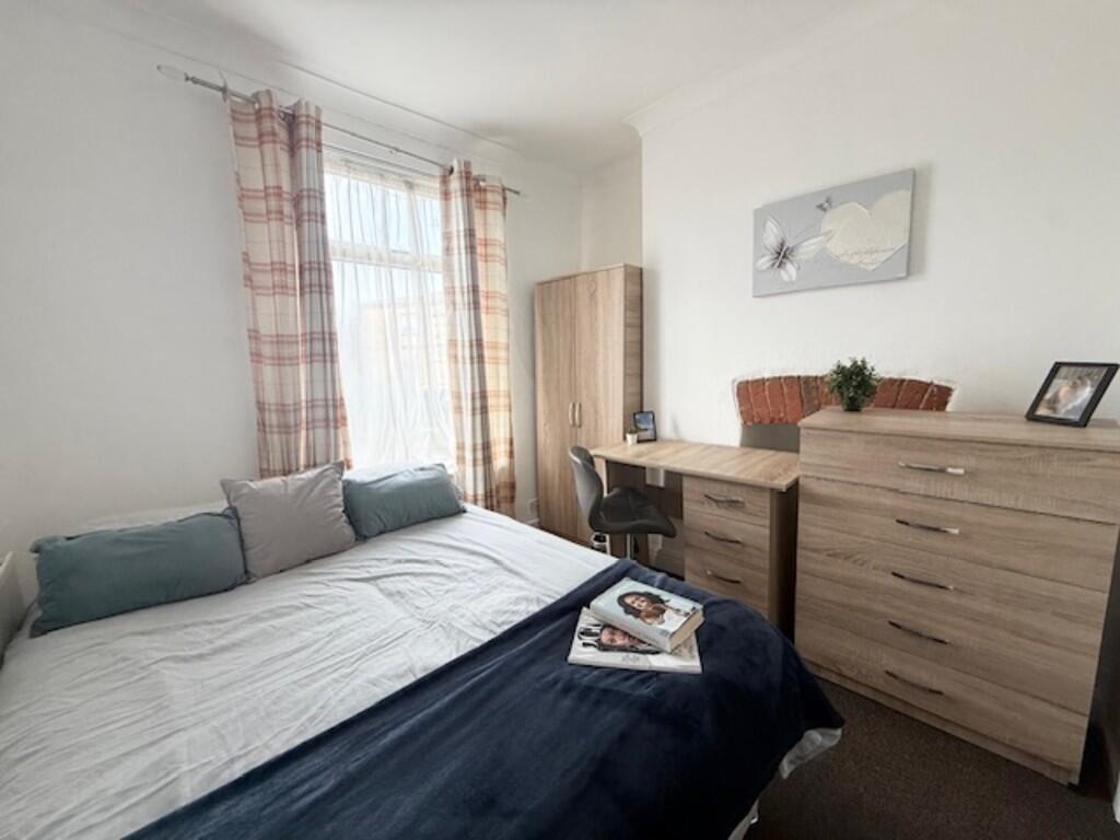 Main image of property: St Marys Road, Southampton