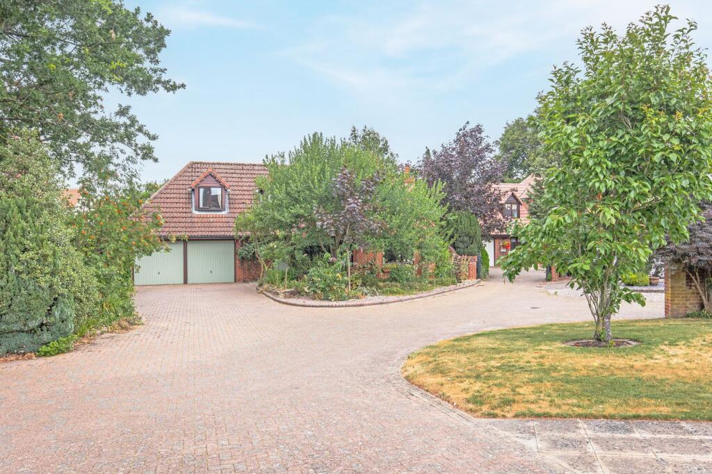 Main image of property: Attractive Detached Property Located in a Private Cul-De-Sac in Norwich