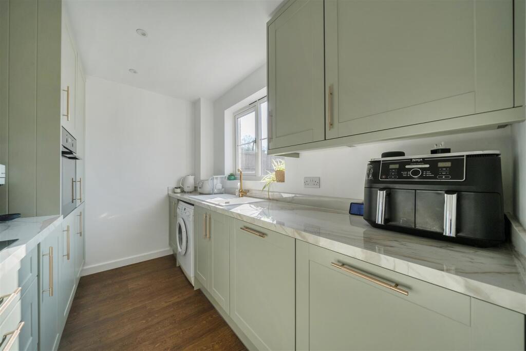 Steeple Way, Fareham photo 4