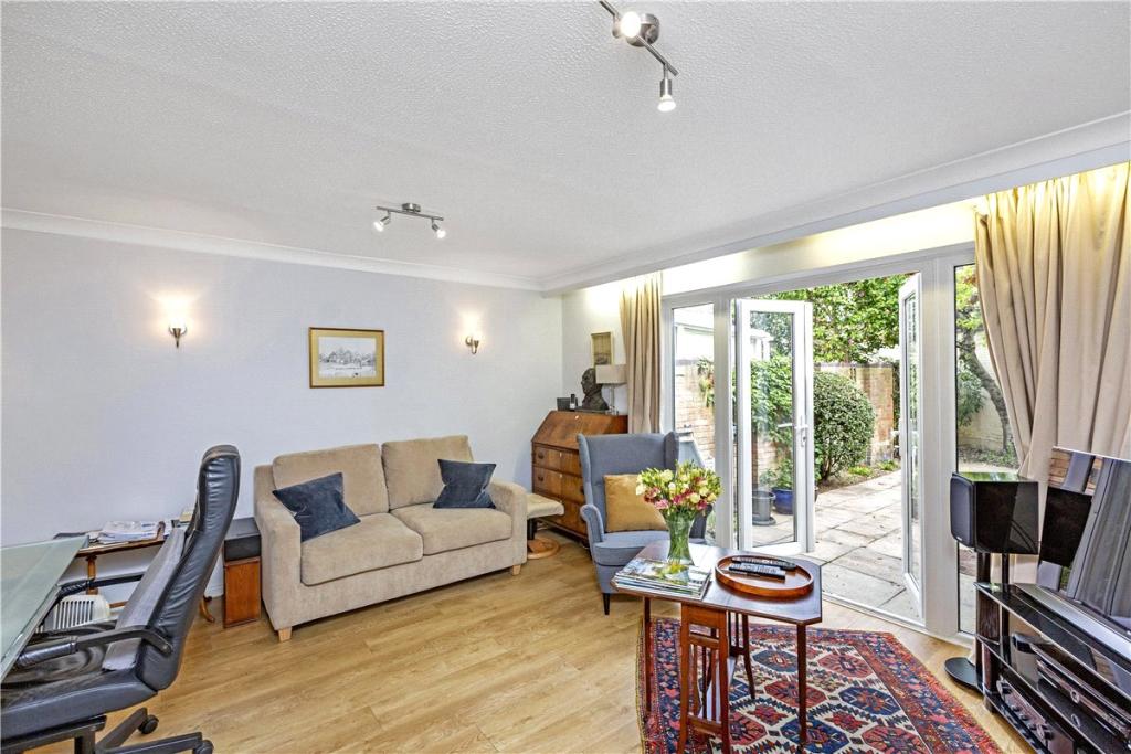 House in London - View 4