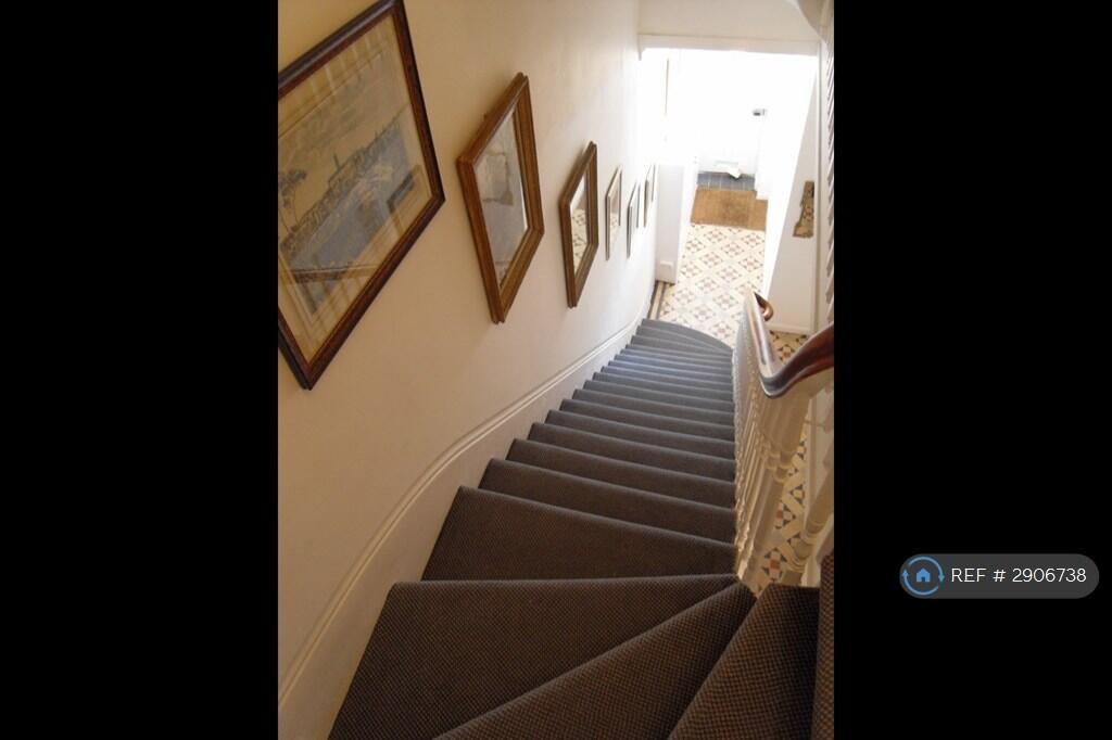 1 bedroom penthouse for rent