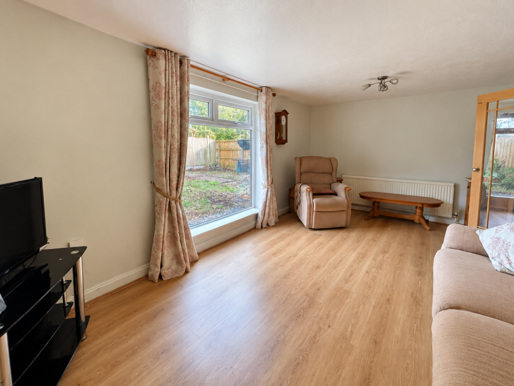 Badger Close, Palacefields Runcorn, WA7 photo 3