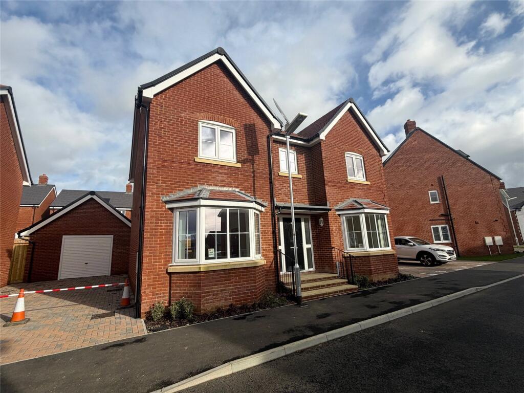 Main image of property: Selborne Park, 35 Thistledown Road, Alton, GU34