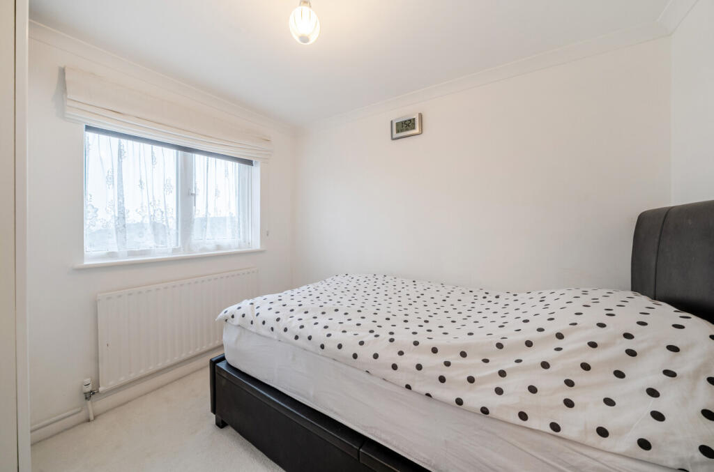 House in East Hampshire, Alton - View 5