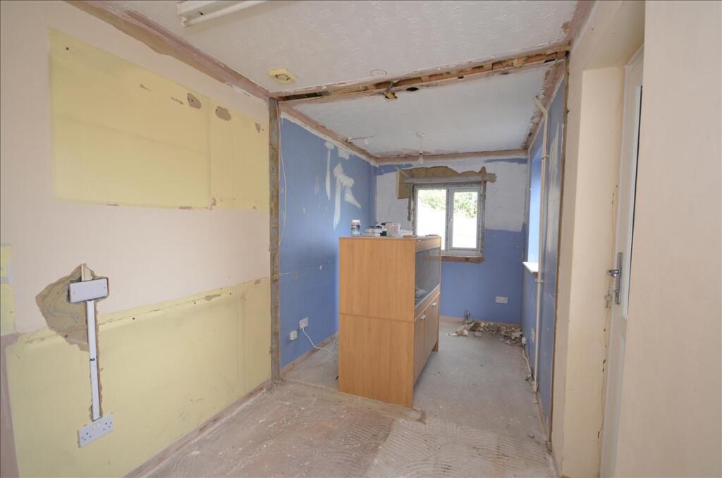 Northfield Avenue, Ringstead, Northamptonshire, NN14 - More