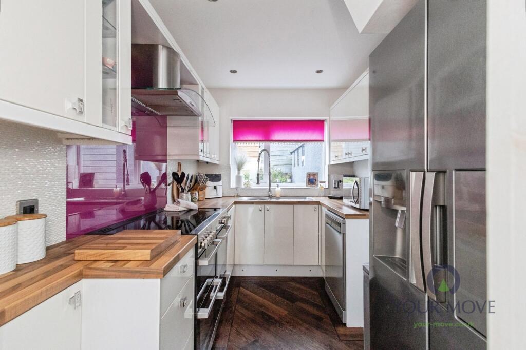 House in Oldham - View 5