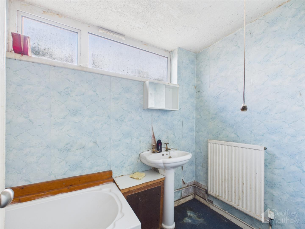 Apartment in Harlow, Essex - View 5