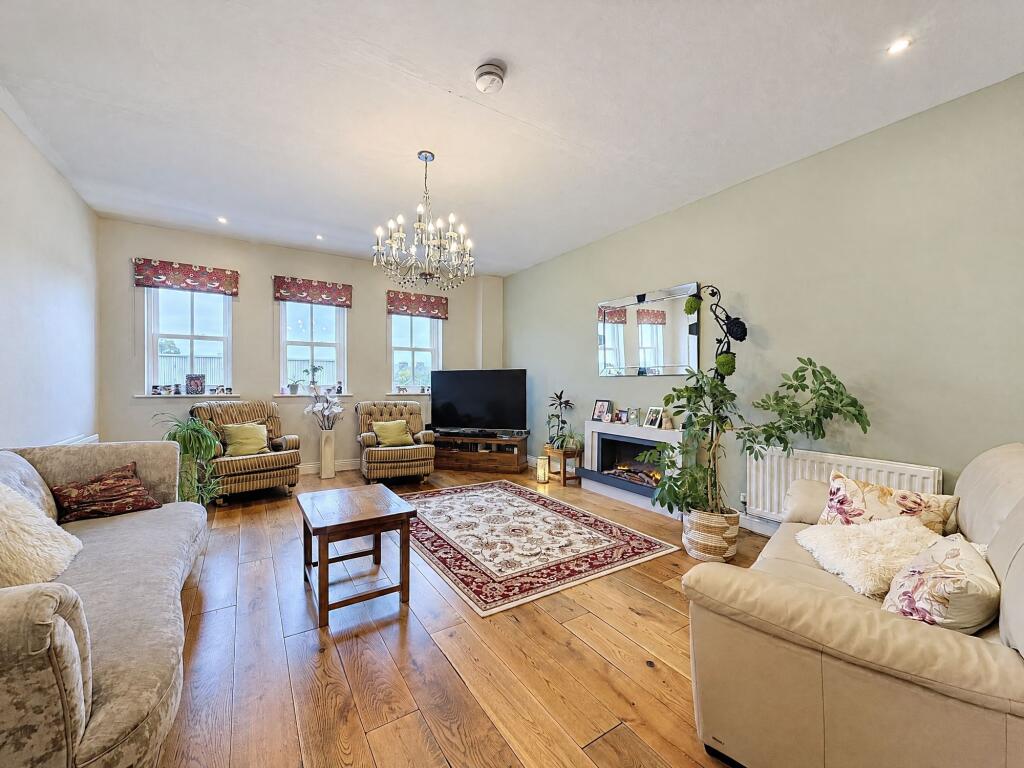 Apartment in Newcastle upon Tyne - View 2