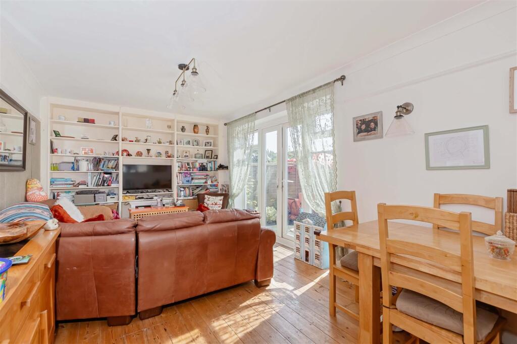 Sunny Close, Goring-By-Sea photo 3