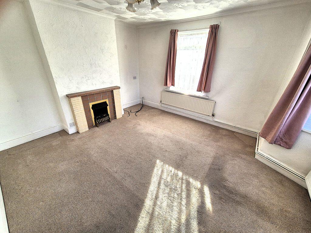 2 Stannington Crescent, Totton, Southampton, SO40 3QB photo 4