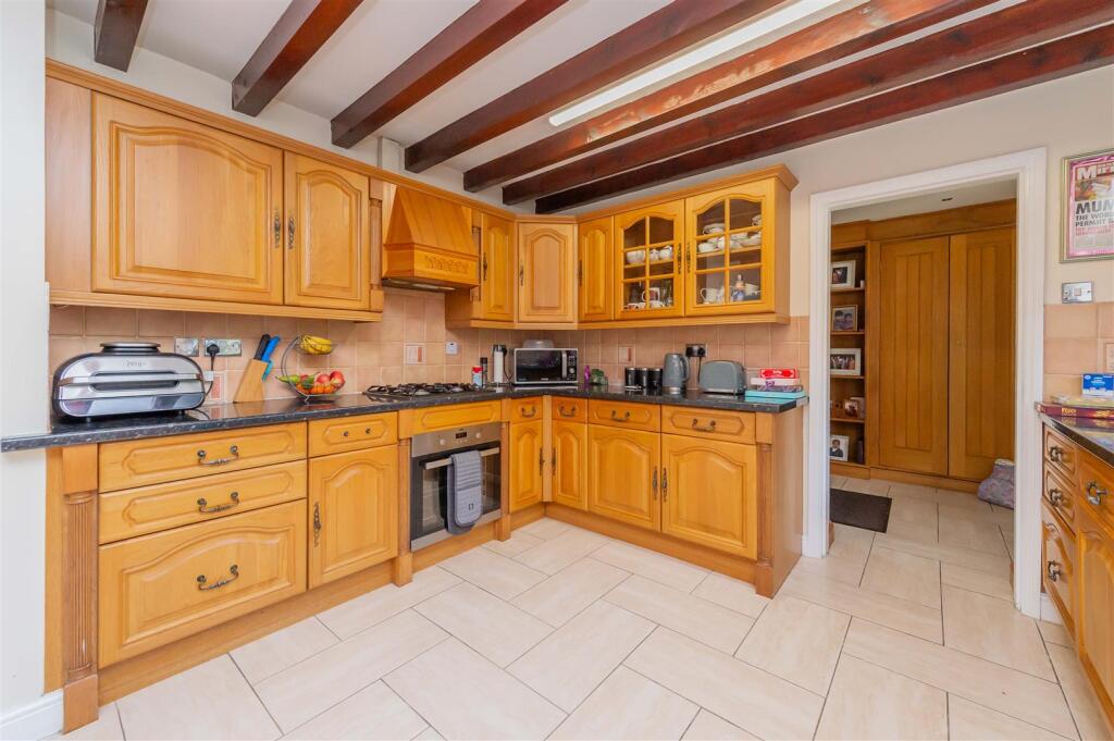 House in Shrewsbury, Shropshire - View 4