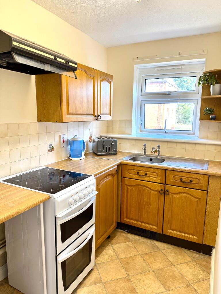 Main image of property: Duke Street, Banbury, Oxfordshire, OX16