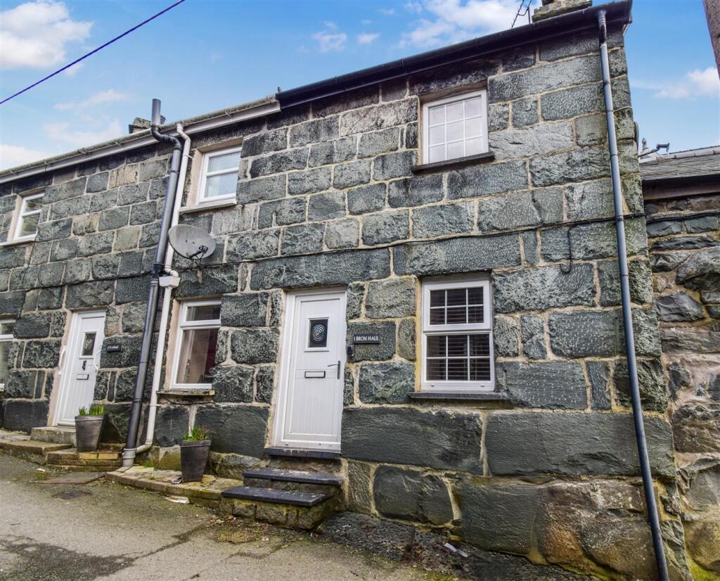 Main image of property: Trawsfynydd