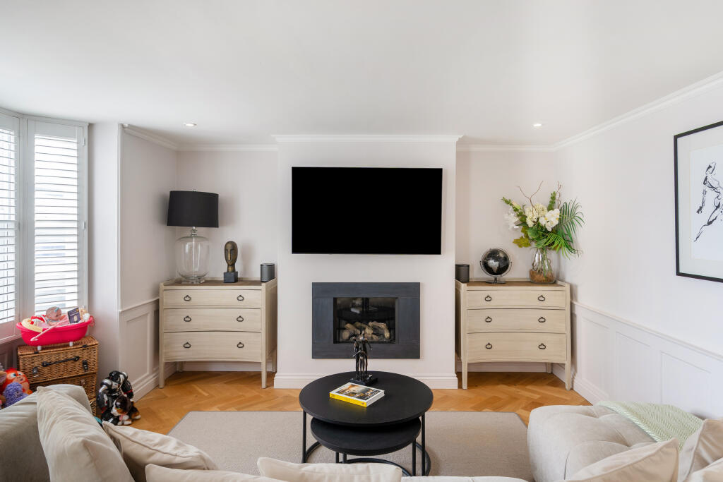Captains Row, Lymington, SO41 photo 4