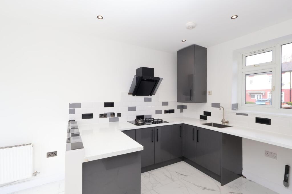House in Trafford, Greater Manchester - More