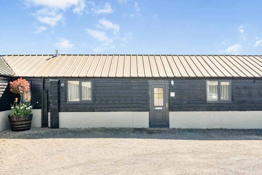 Main image of property: The Weir Swindon SN4
