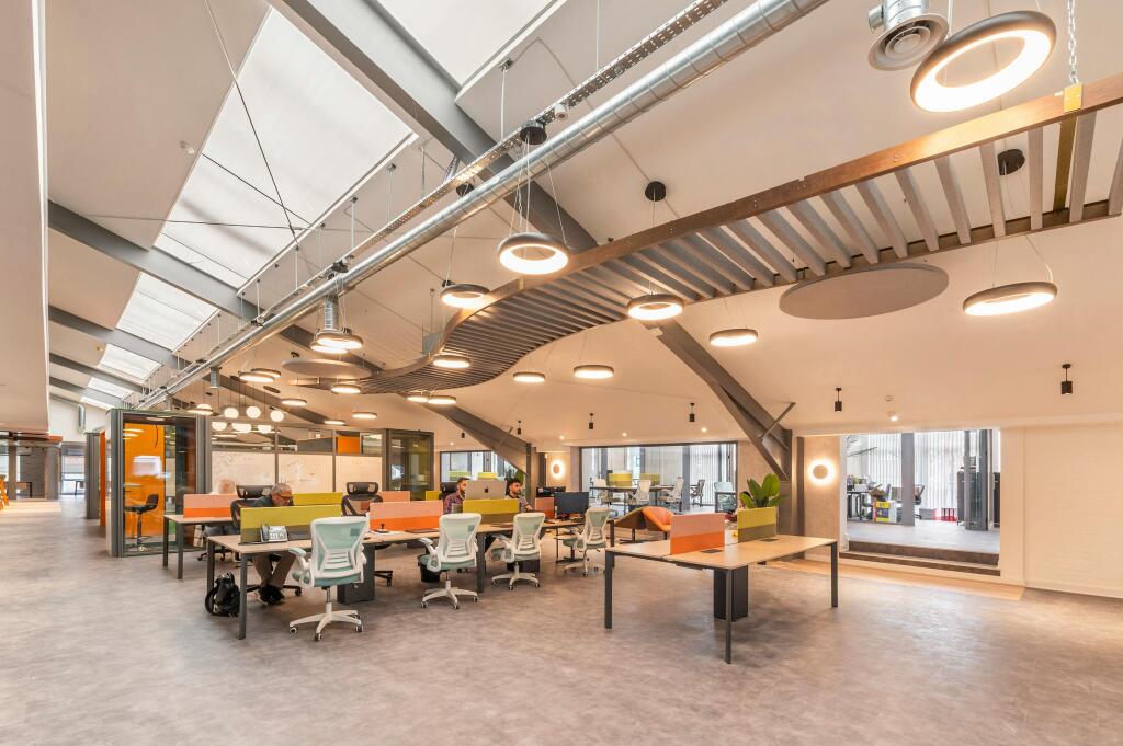 office 16.jpg