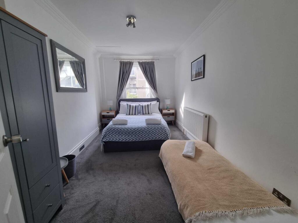 2 bedroom flat for rent