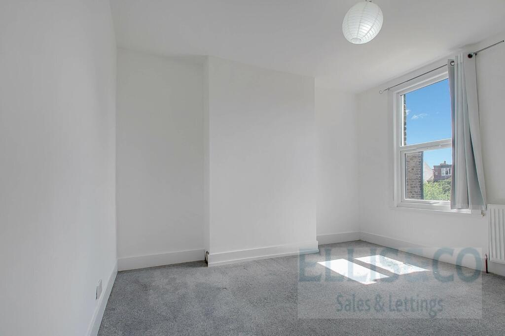 Apartment in London, Hanwell - More
