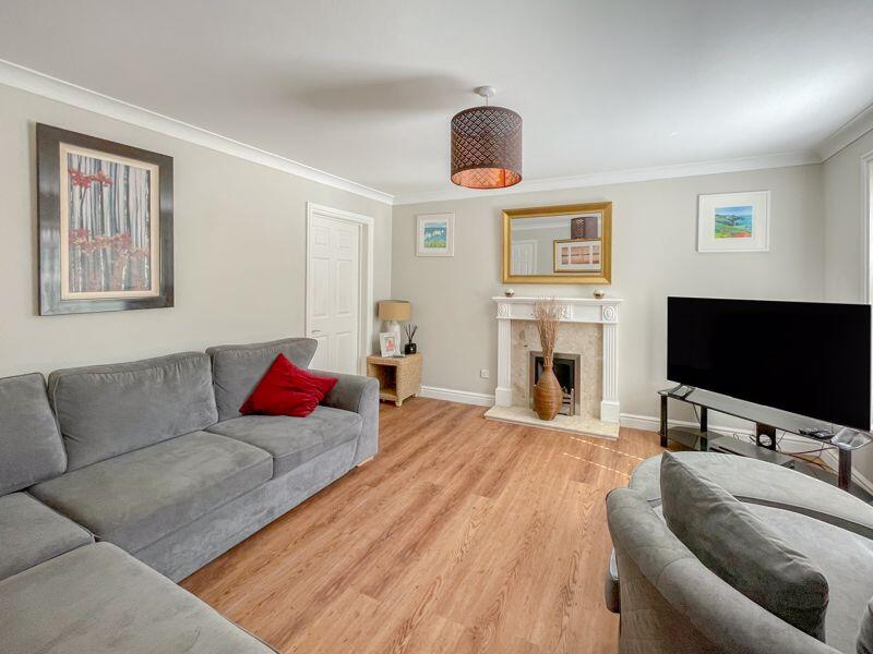 Adams Close, Grange Park, Hedge End, SO30 photo 4