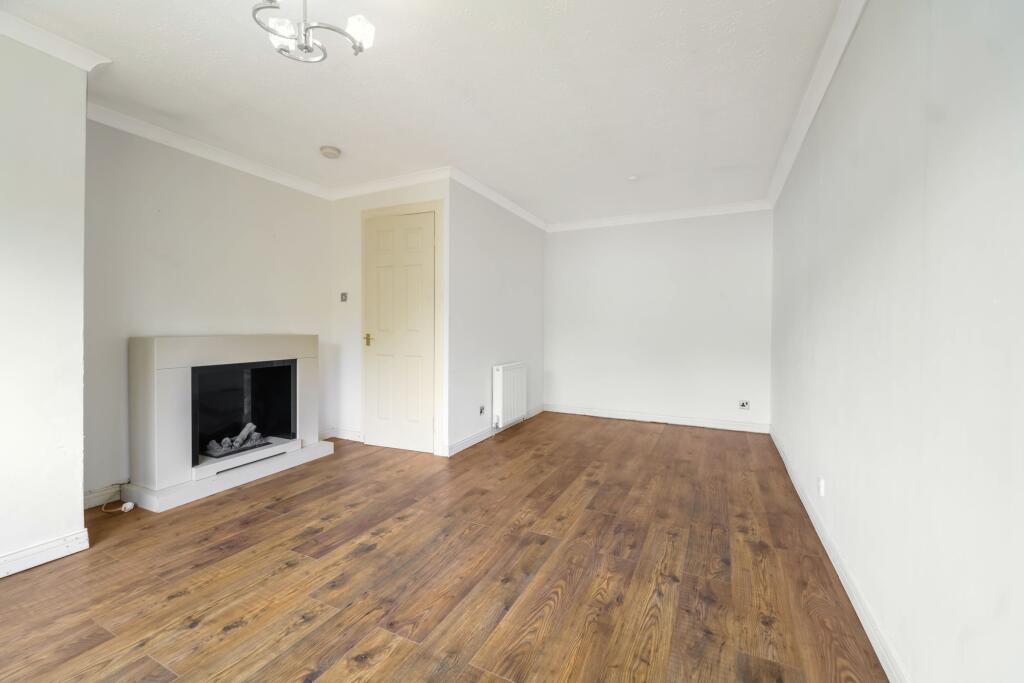 Apartment in Cambuslang, Whitlawburn - View 5