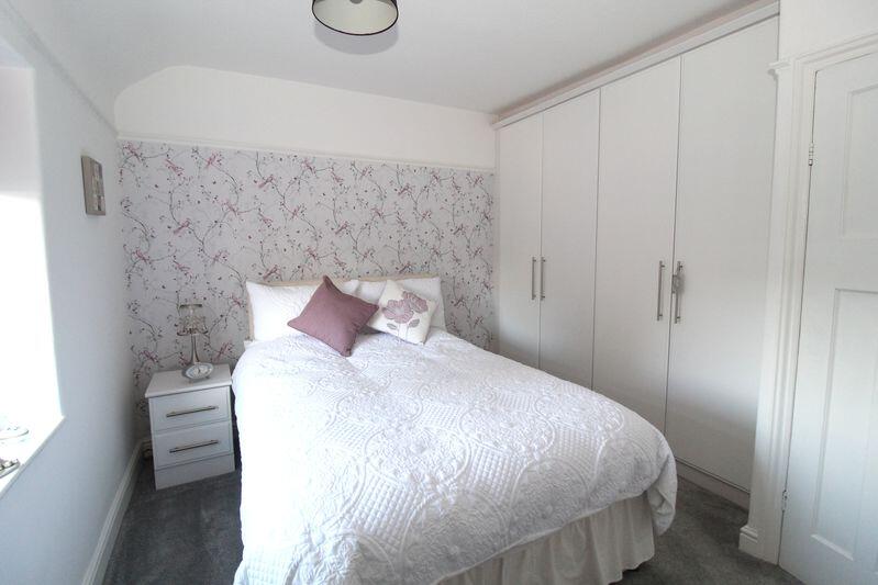 Ashleigh Road, Timperley – další